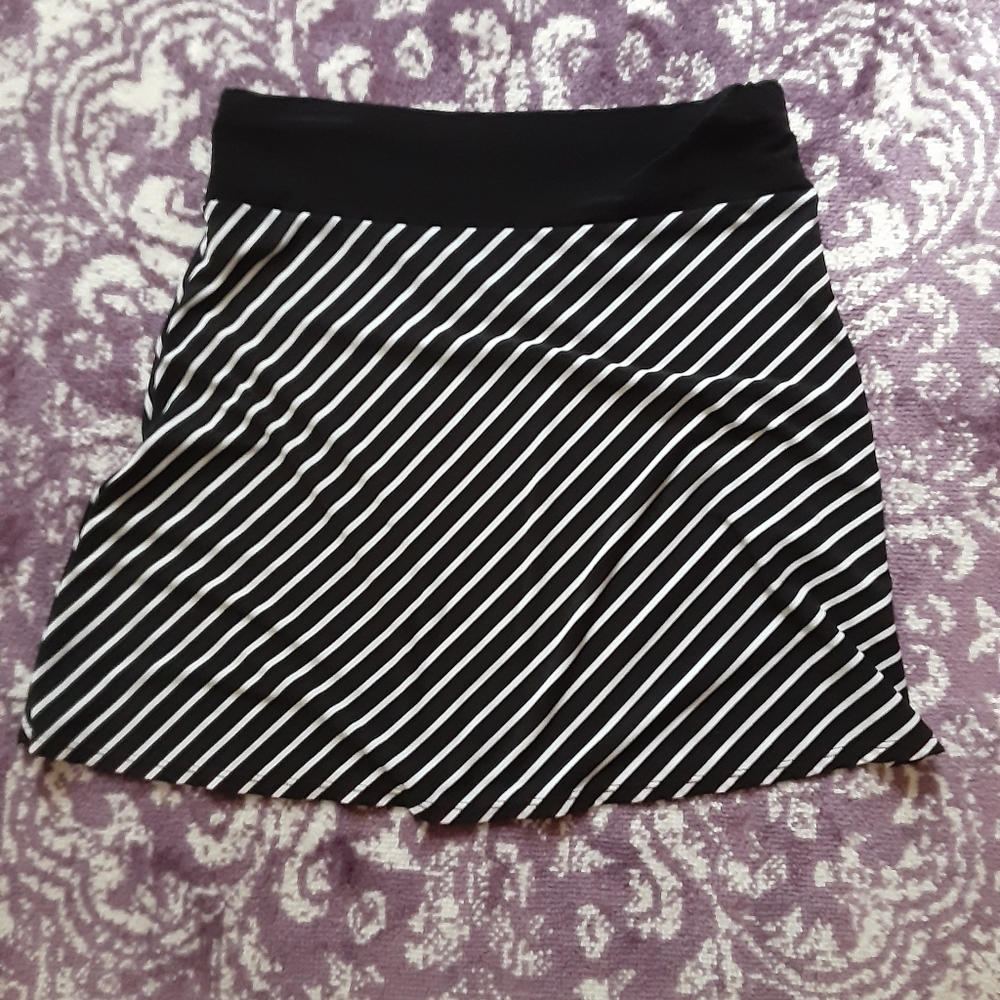 White House Black Market mini skirt
